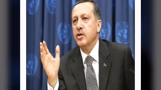 أردوغان يدعو إلى احترام فوز حماس في الانتخابات التشريعية