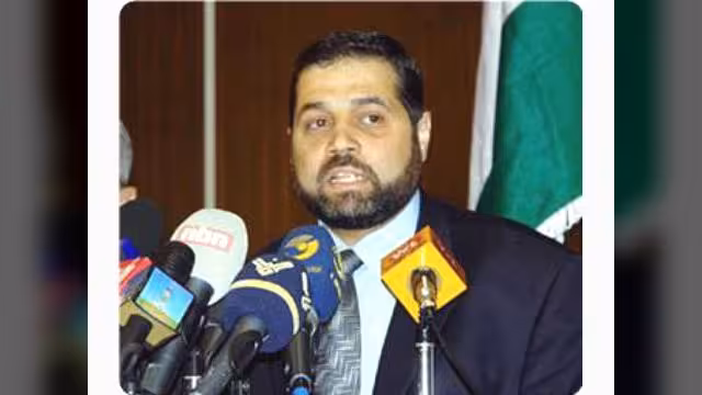 حماس تتهم عباس بعقد "صفقة" جديدة مع إسرائيل