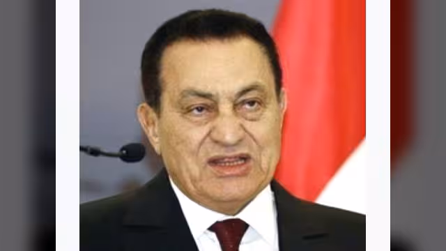 مبارك.. لن يحضر القمة العربية بالدوحة