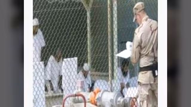 محكمة أمريكية تأمر بالإفراج عن معتقل يمني في غوانتانامو