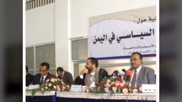 عيدروس النقيب: على النخب اليمنية تحمل مسؤوليتها التاريخية والأحمر الناس بحاجة للشعور بخير الوحدة
