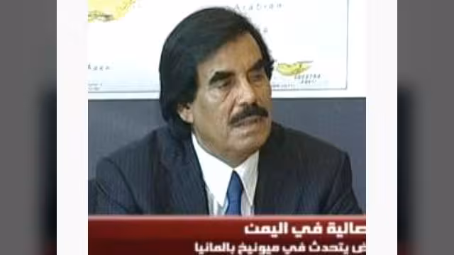 البيض يدعو ثانية إلى الانفصال وعمان تعلن إسقاط الجنسية عنه