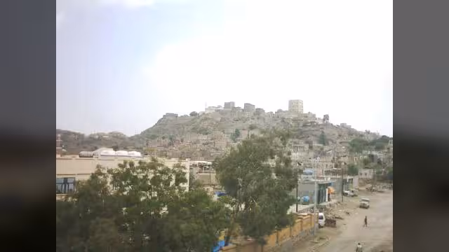 مقتل جنديين وإصابة ثلاثة آخرين في كمين نفذه مجهولون بمدينة الضالع وسط اليمن