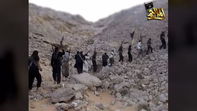 مقتل 30 من عناصر القاعدة بينهم قيادات بغارة جوية بشبوة وسط اليمن