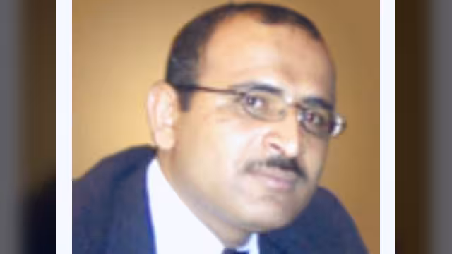 لِعَيْنَيْ تَرِيْم