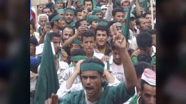رويترز: خطر التمرد الانفصالي في الجنوب يهدد اليمن