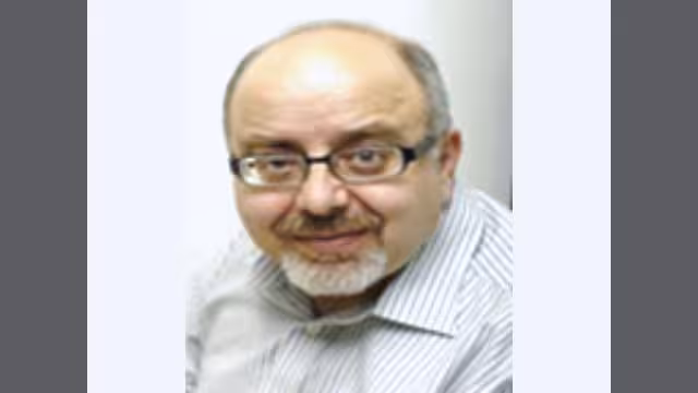 في السياسة أيضا.. إمساك بمعروف أو تفريق بإحسان