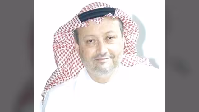 جمال خاشقجي يستقيل من رئاسة تحرير صحيفة "الوطن" السعودية
