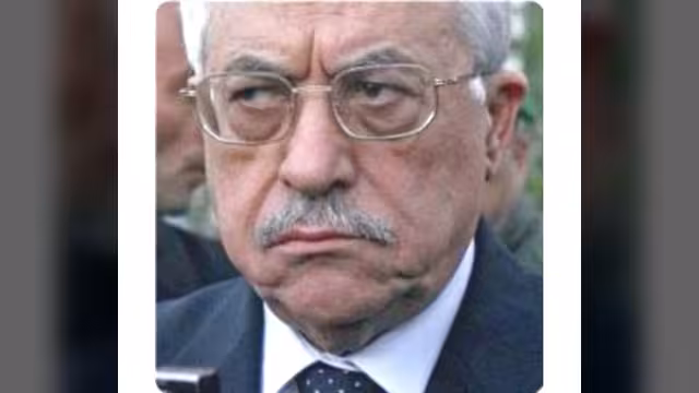 عباس: القرضاوي لا يفهم بالدين.. "الله لا وفقه"