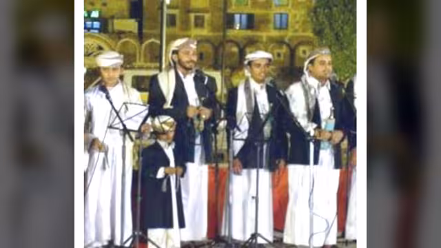وزير الثقافة يعلن عن إقامة أكبر مسابقة إنشادية في اليمن