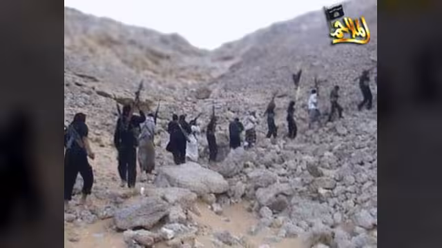 أوباما يحذر من خطورة القاعدة باليمن والتنظيم يهدد بضرب واشنطن