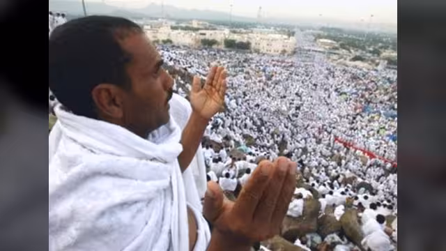 إلى حاج .. رسائل بيضاء