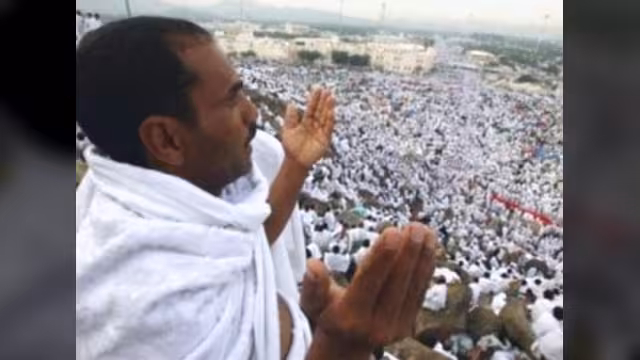 الحجاج اليمنيون.. صلوات من أجل الوحدة واجتثاث الإرهاب