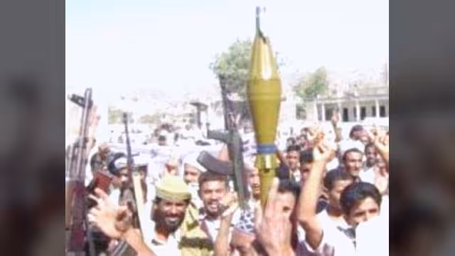 مسلحون في الحبيلين يختطفون 5 أشخاص ويقيمون نقاط تفتيش