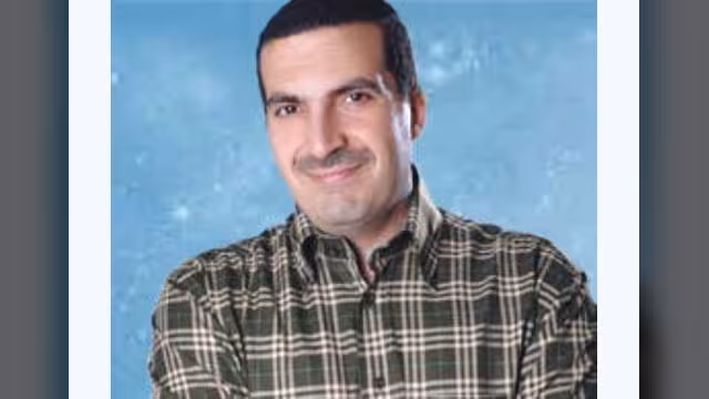 عمرو خالد يحارب الفتنه الطائفية في مصر