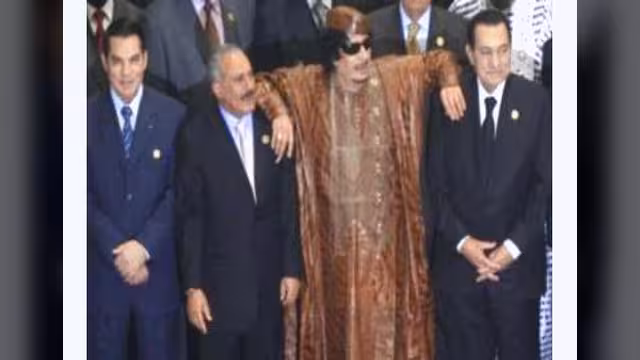 بعد ثورة تونس.. اجتماع سري لعدد من الحكام العرب (ساخر)