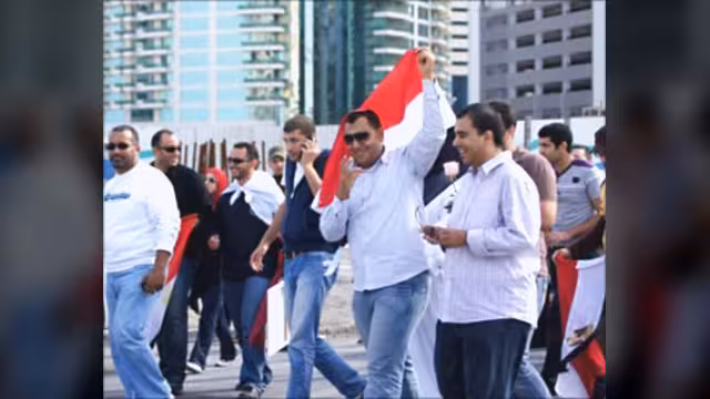 المصريون يتضاهرون في قطر ضد مبارك