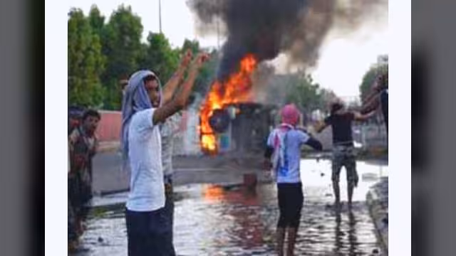 عدن: قتيل ثالث في المنصورة وأنباء عن إيقاف مدير الأمن
