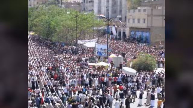 القات يضرب مظاهرات اليمن في مقتل