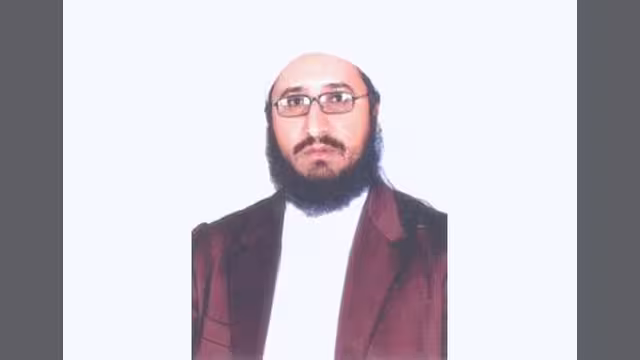 نائب رئيس هيئة علماء اليمن يتقدم بمبادرة لحل الأزمة (نص المبادرة)