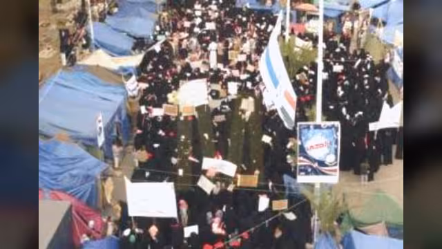 مليونية في اب ودعوة  إلى عصيان مدني في الحديدة