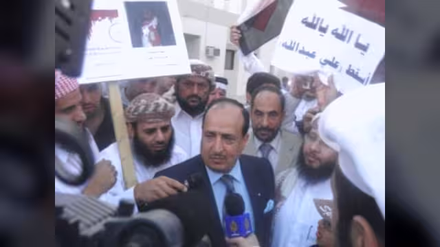 اليمن تستدعي سفيرها في قطر للتشاور