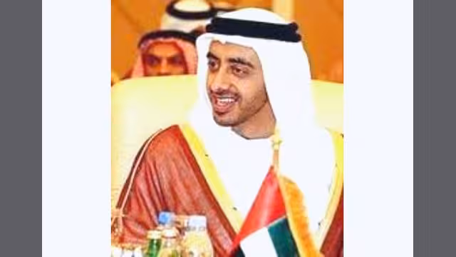 عبدالله بن زايد في صنعاء لإبلاغ السلطة والمعارضة رؤية الخليج إثر اجتماعي الرياض وأبوظبي