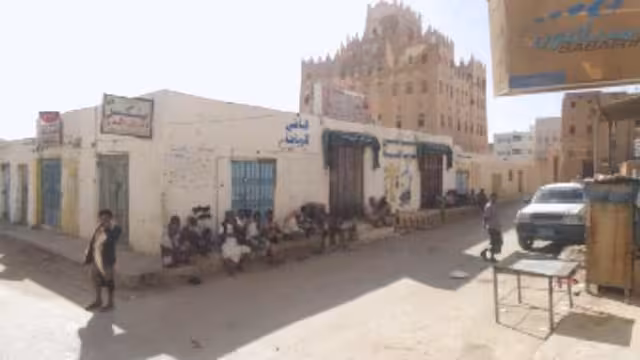 شبوة: العصيان المدني يشل الحركة في عتق
