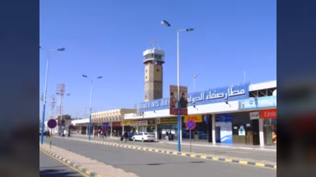 أمريكا تأمر بعض الدبلوماسيين واسر العاملين بسفارتها بمغادرة اليمن
