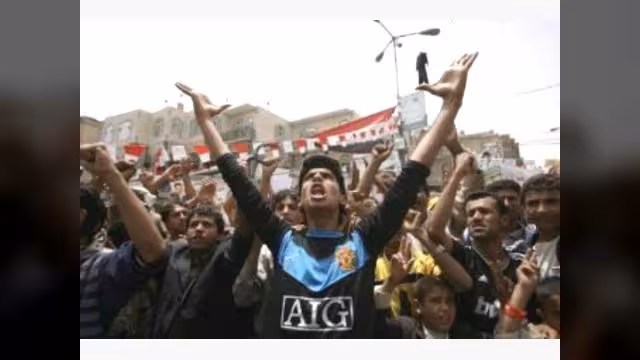 احمد الصوفي يؤكد عودة صالح وحسن زيد يعتبرها شائعات