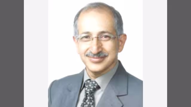 وزير المياه في حكومة تصريف الأعمال يستقيل من منصبه والحكومة تكلف وزير الثروة السمكية بالقيام بمهامه