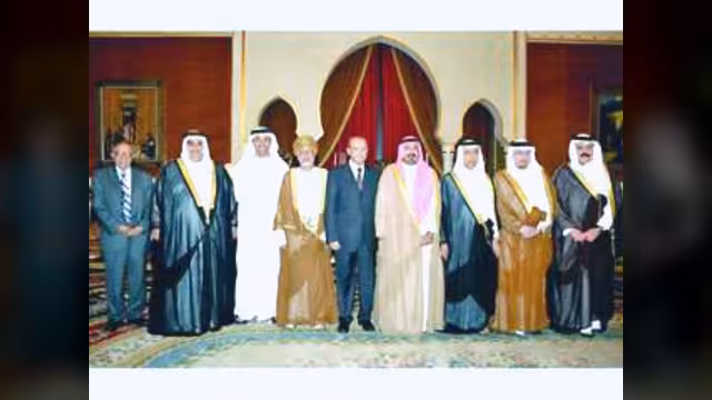 وزراء خارجية الخليج يعربون عن قلقهم من أوضاع اليمن ويدعون لتهيئة الأجواء لنقل السلطة
