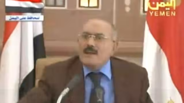 الرئيس صالح يعد بالتخلي عن السلطة خلال ايام