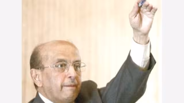 القربي: تدويل ازمة اليمن ليس في مصلحة احد