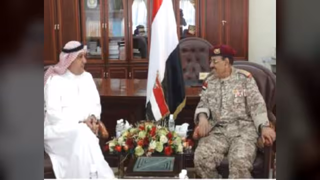 اللواء علي محسن يناقش مستجدات الأوضاع مع السفير السعودي بصنعاء