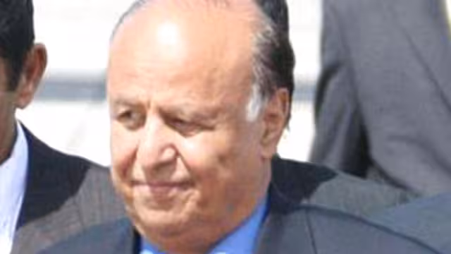 مصادر: نائب الرئيس سيشارك غداً في تشييع الأمير سلطان