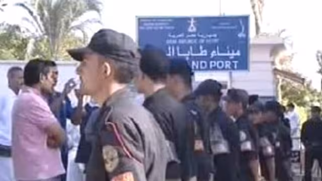اتمام صفقة تبادل جاسوس اسرائيل و25 من المصريين