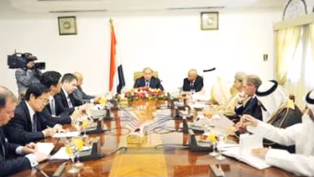 رئيس الجمهورية يلتقي سفراء الدول الـ10 الراعية للحوار الوطني الشامل