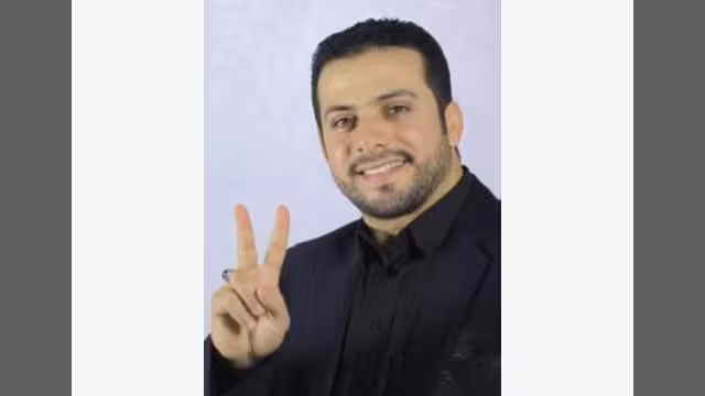 الفنان عبدالقادر قوزع يغني للثورة السورية "أنتِ الضياء" (فيديو)