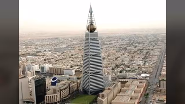 مؤتمر  المانحين لليمن يبدأ أعماله غداً في قصر المؤتمرات بالرياض
