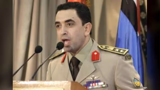 متحدث عسكري مصري: مقتل 32 شخصا واعتقال 38 في عمليات سيناء (فيديو)