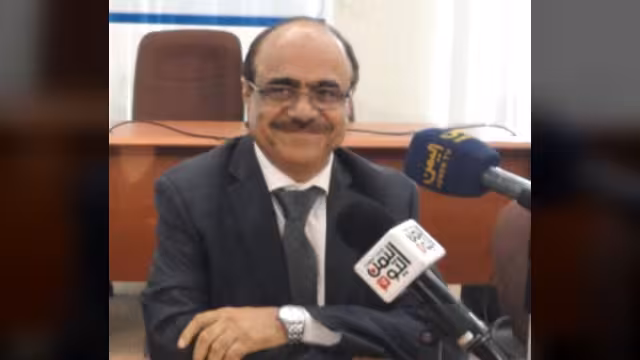 وزير الاعلام يهاجم ممولي بعض الصحف المستقلة ويدعوها لابتكار آليات دعم أخرى
