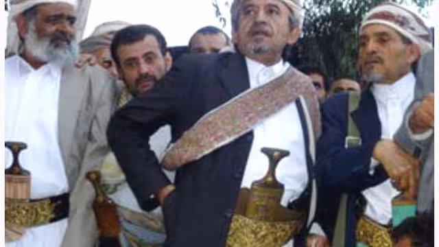 بحضور القمش والقشيبي.. حاشد تجتمع لمؤازرة الدولة وتحرير صعدة من الحوثيين