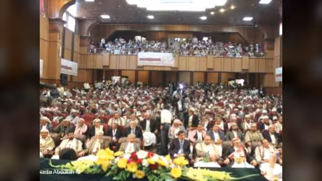 تحالف قبائل اليمن يعلن مساندته للدولة لبسط نفوذها ويدعو الحوثيين لوقف سفك الدماء (موسع)