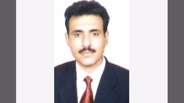 الرداء الأسود وزنادقة الدين والسياسة
