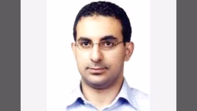 يمني يحصل على درجة الدكتوراه من كندا عن اختراع جديد في إنتاج النفط من الرمال