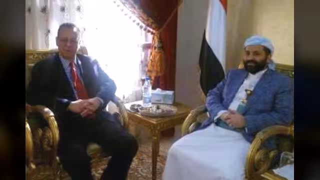 الشيخ حميد الأحمر يستقبل المبعوث الأممي لليمن جمال بن عمر