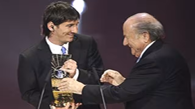 ميسي أفضل لاعب للمرة الرابعة