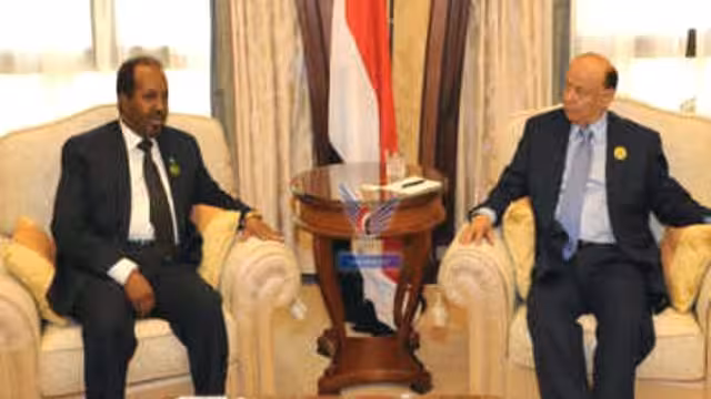 الرئيس هادي يستقبل أمين عام مجلس التعاون الخليجي والرئيسين الفلسطيني والصومالي
