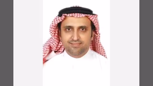 إيراني سعودي مطرود من اليمن يفضح إخوان الخليج عبر قناة أمريكية